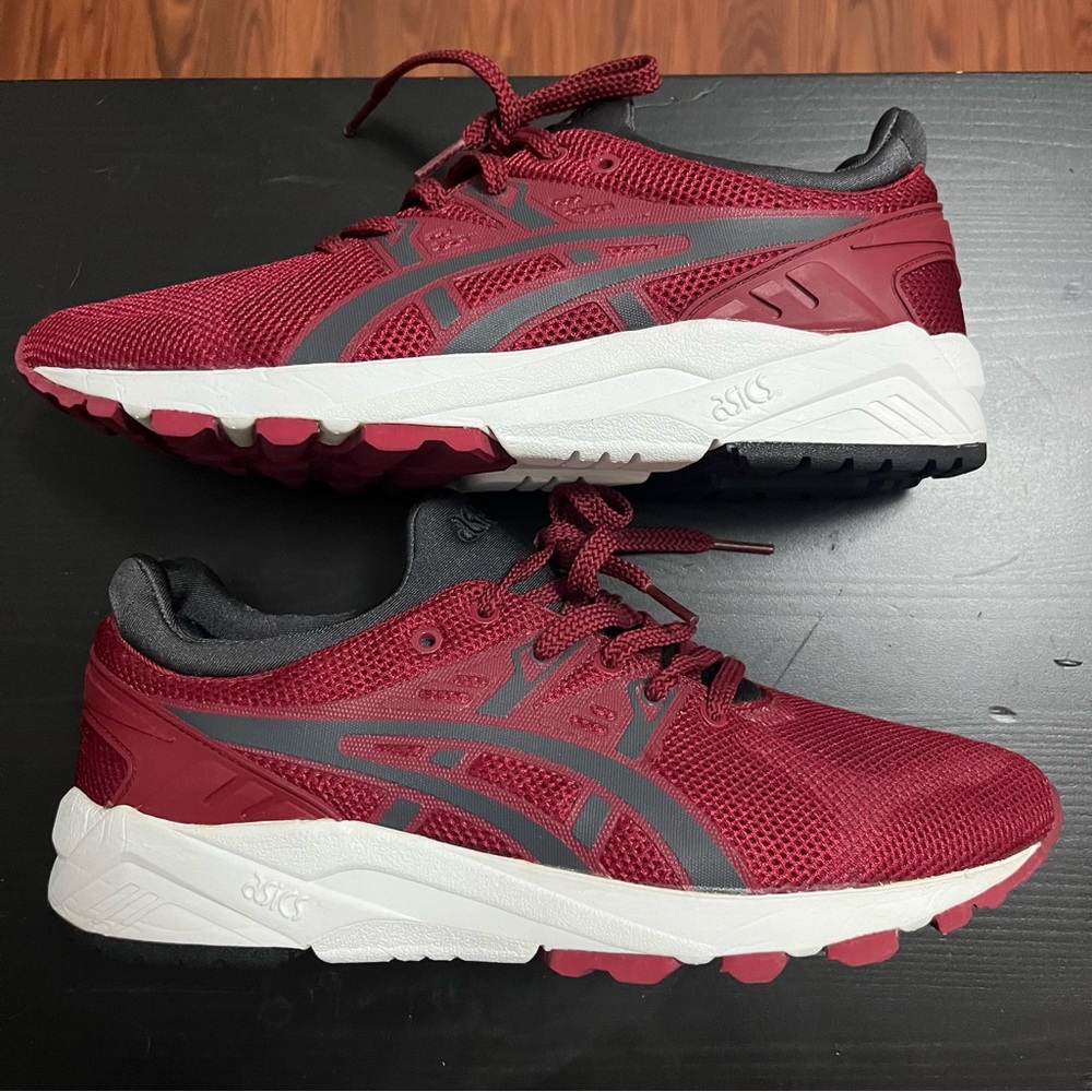 ASICS Gel Kayano Trainer Evo in Burgundy Size 7 Men’s
